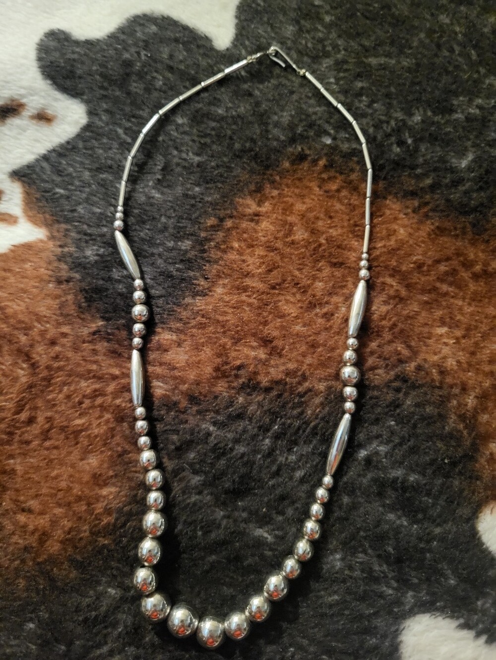 Southwestern Navajo Melon Bench Bead Necklace Hook Clasp "Unmarked Old Pawn"